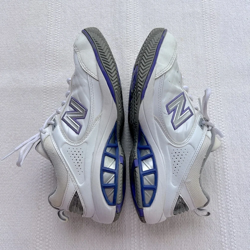 New Balance 806 Retro Sneakers Size 8.5 Woman